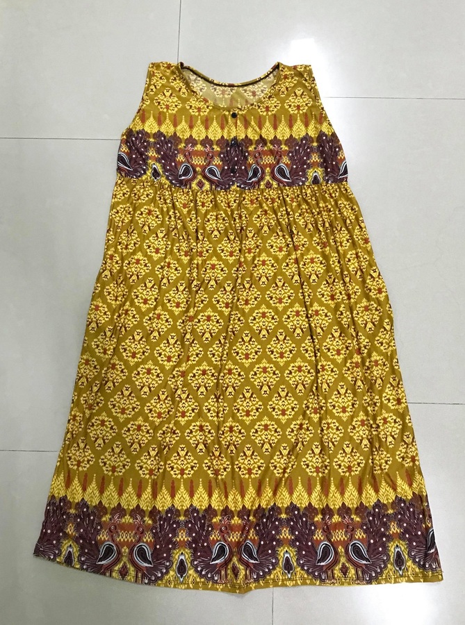 ชุดเดรสลำลองลายไทยนกยูงสีโทนเหลือง