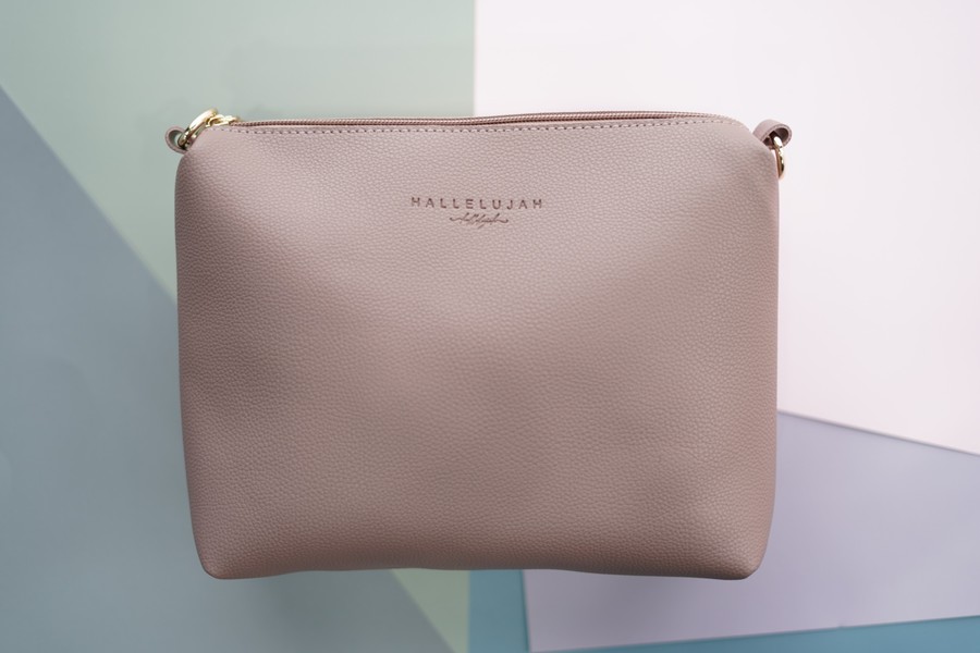 กระเป๋าหนัง HALLELUJAH (ฮาเลลูยา) Crossbody สีอิงลิชลาเวนเดอร์