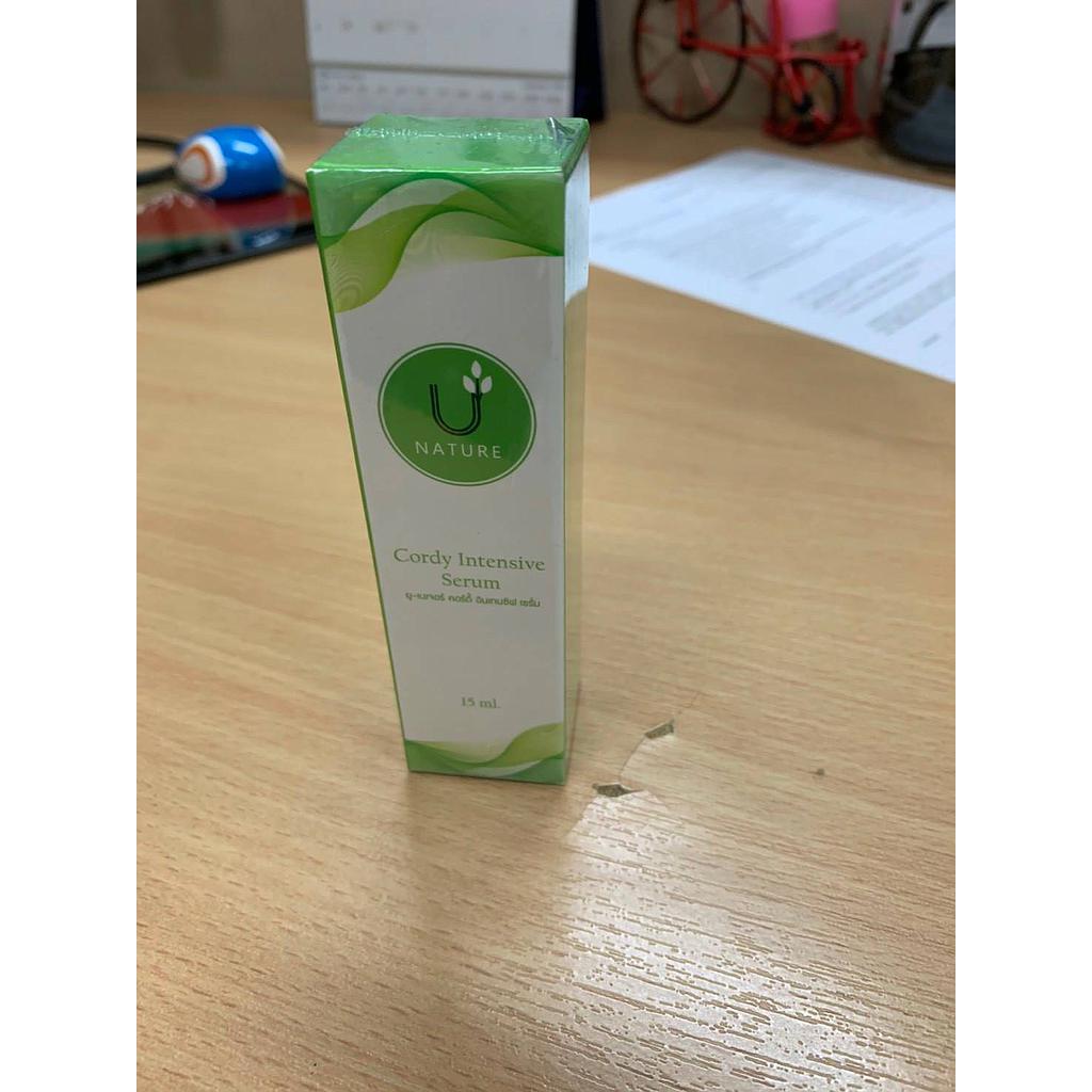 เซรุ่มบำรุงผิวหน้าถั่งเช่าทิเบตเข้มข้น (U Nature Cordy Intensive Serum)บำรุงผิวหน้า ทำให้ผิวหน้าแลดูกระจ่างใสอย่างเป็นธรรมชาติ ช่วยให้ผิวเต่งตึง กระชับรูขุมขน ผิวหน้าดูกระชับ เรียบเนียนขึ้น คืนความชุ่มชื้นให้แก่ผิว และยังช่วยดูแลต้นเหตุของการเกิดสิวได้