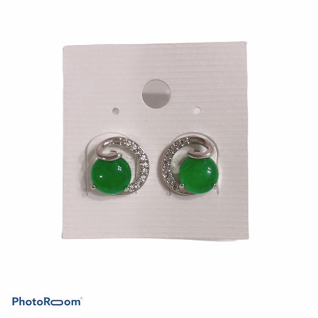 Pearl Jewelry ต่างหู Royal Jade หินหยก ล้อมเพชร สีเงิน