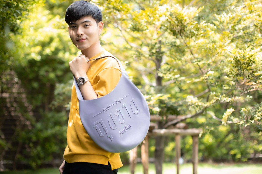 ถุงยางรักษ์โลก(สีม่วง)