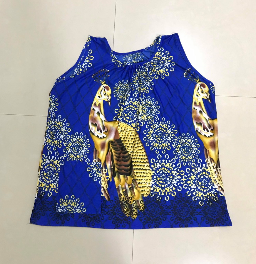 เสื้อคอกระเช้าลายนกยูงสีน้ำเงิน