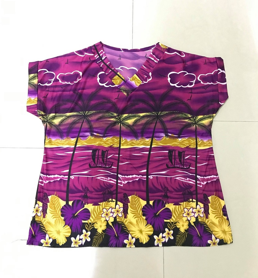เสื้อแฟชั่นคอวีลายซัมเมอร์ซีสีโทนชมพู