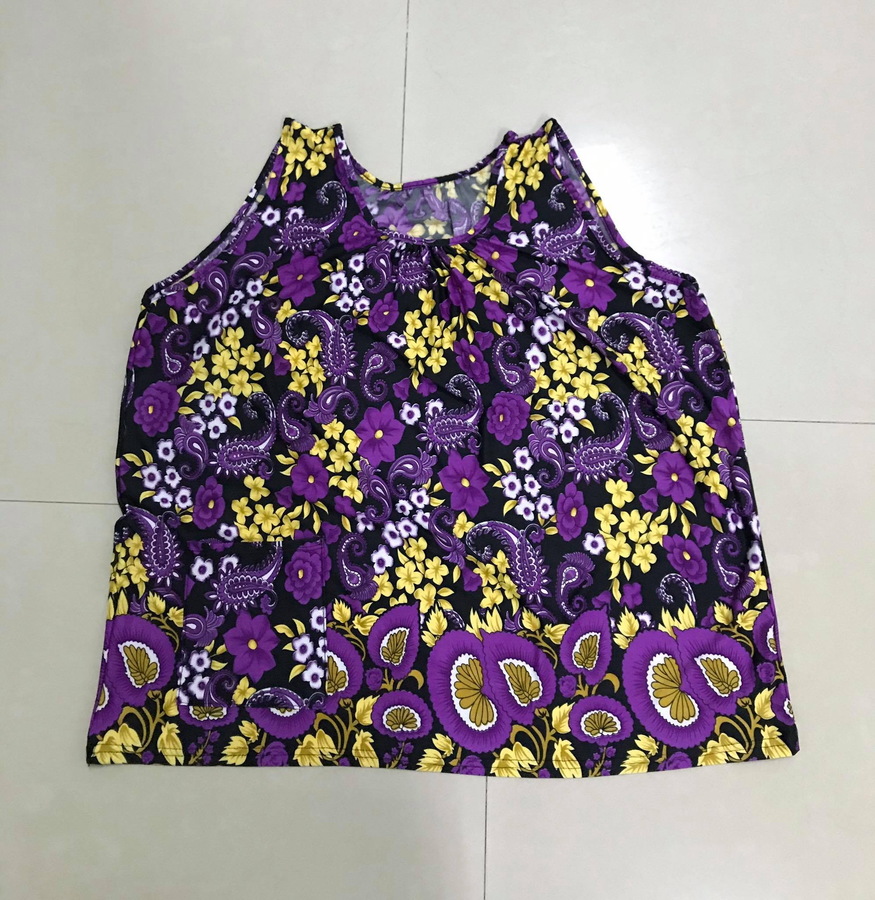เสื้อคอกระเช้าลายฟลอริสต้าสีม่วง