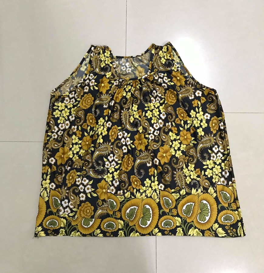 เสื้อคอกระเช้าลายฟลอริสต้าสีเหลือง