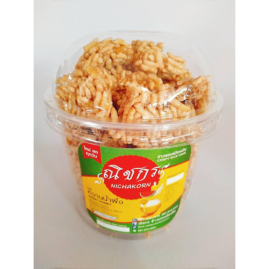 ข้าวแตนน้ำแตงโม รสหวานน้ำผึ้ง ทำจากข้าวเหนี่ยว ทอดแล้วโรยด้วยน้ำตาลมะพร้าวผสมน้ำผึ้ง หวานกำลังดี ไม่เหนียวติดฟัน สามารถรับประทานได้ทุกเพศทุกวัย 