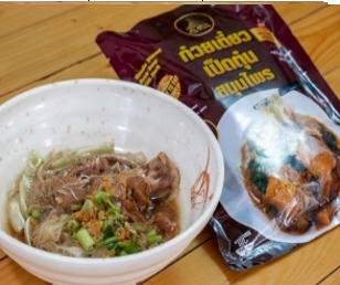 ก๋วยเตี๋ยวสำเร็จรูปพร้อมทานเป็ดตุ๋นสมุนไพร