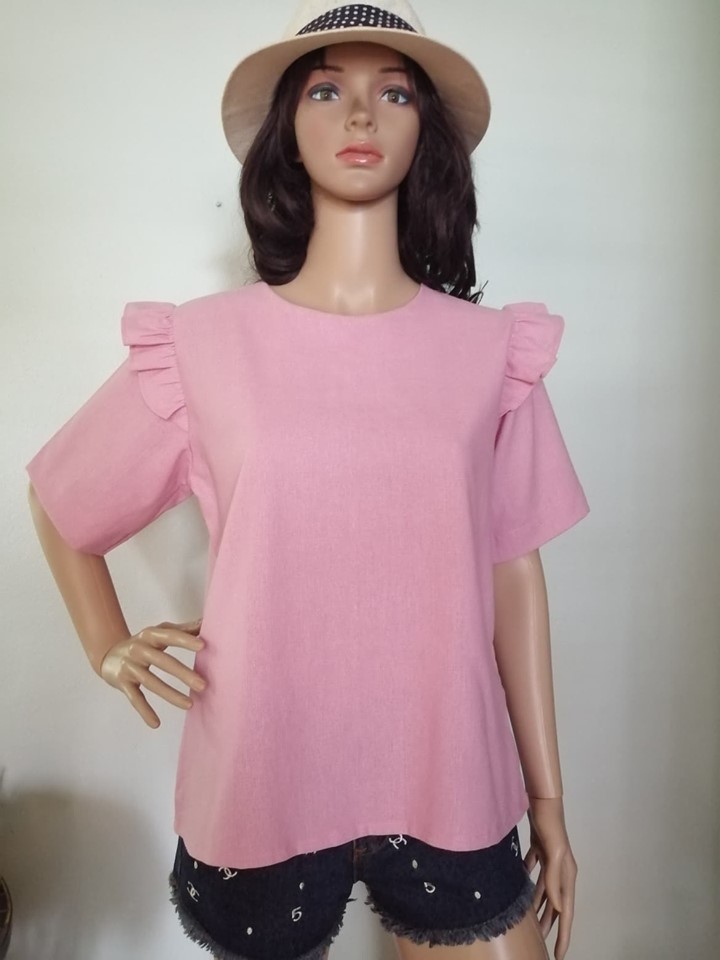 เสื้อแฟชั่นผ้าฝ้ายสีชมพู