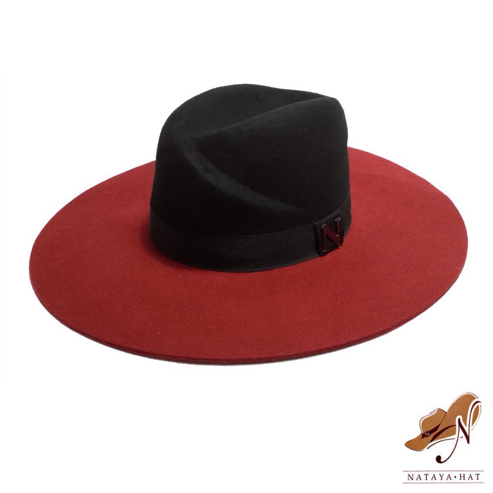 A020/2-S/M รุ่น Maison Hat Black Red
