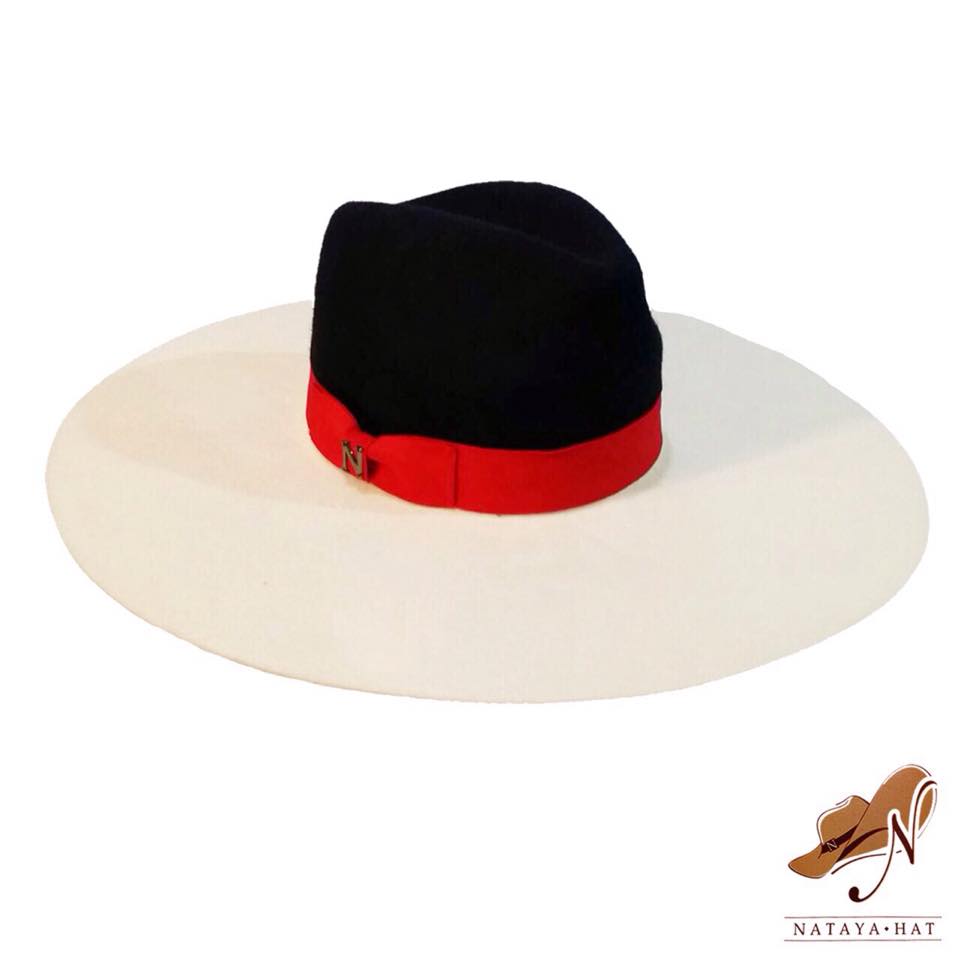 A031-M	รุ่น Virginie Capeline Hat Black White
