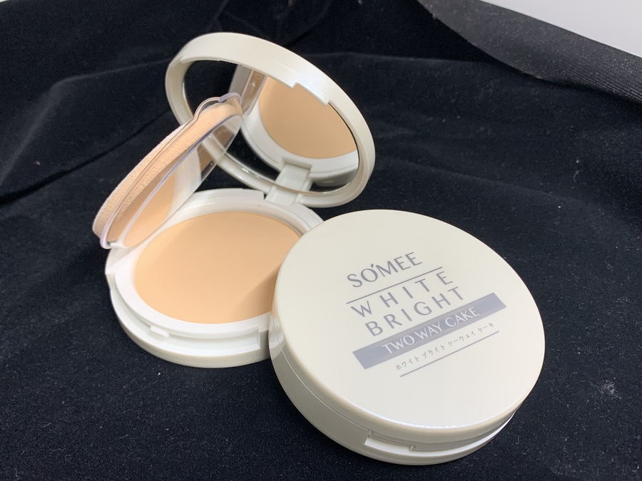 แป้งพัฟผสมรองพื้นและกันแดด เบอร์02 Medium Beige