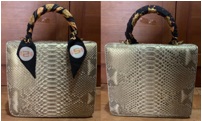 กระเป๋าถือหนังงูลิมิเต็ด พร้อมพันผ้าพันหู
SQUARE F (REGULAR) LIMITED BELLY PEARL GOLD PYTHON + LEO TWILLY