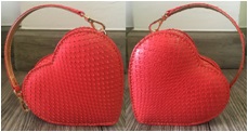 กระเป๋าสตางค์หนังงูลิมิเต็ด
รุ่น TINY HEART BAG LIMITED PLAIN LUCKY RED PYTHON