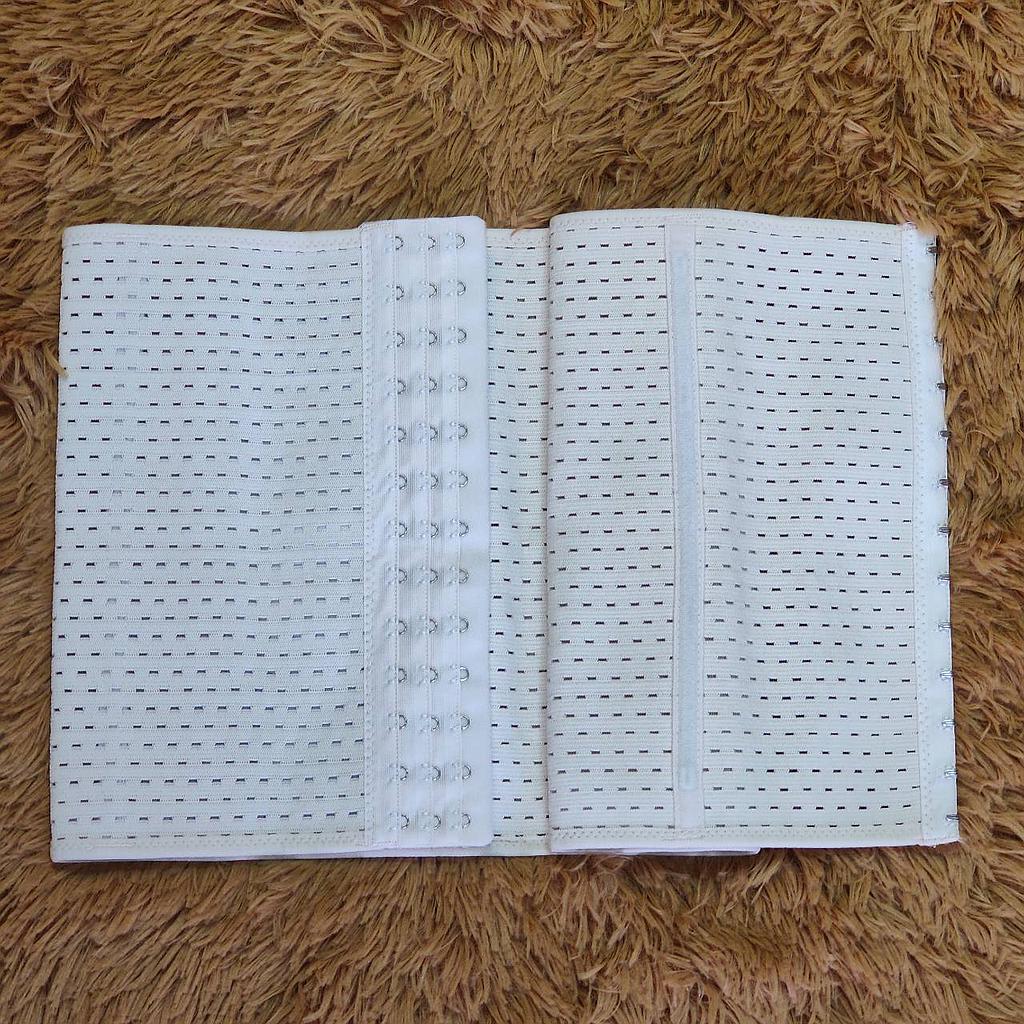ครอเซ็ท เข็มขัดรัดหน้าท้อง สีเนื้อ ไซส์ 2XL