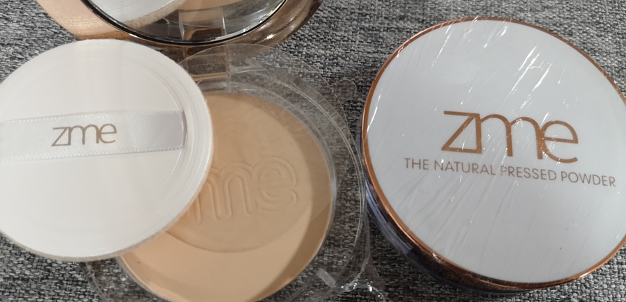 เดอะ เนเชอรัล เพรส พาวเดอร์
สี Light Beige