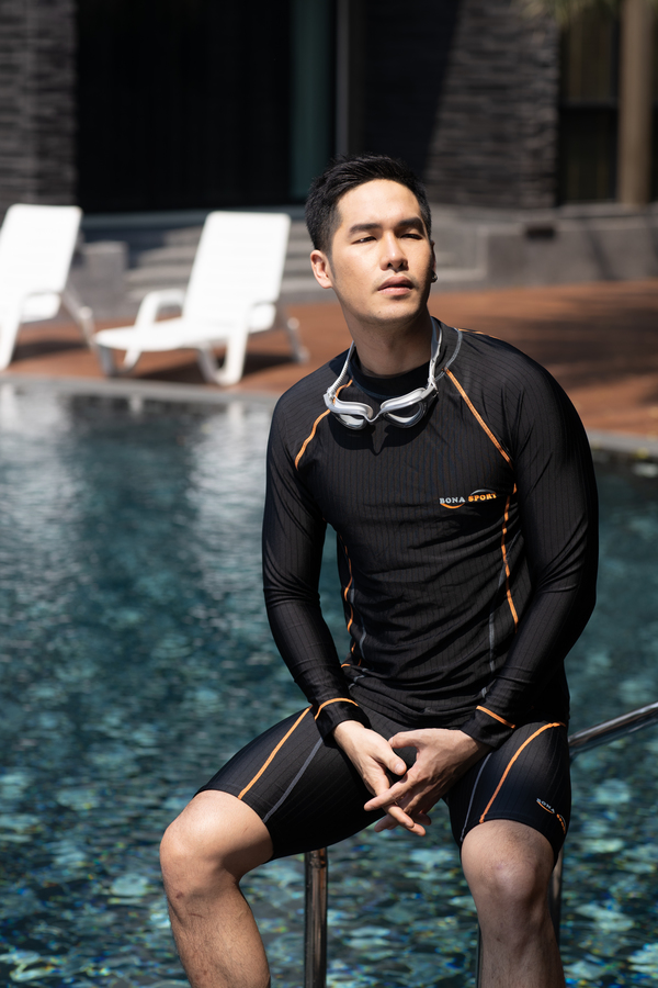 เสื้อว่ายน้ำชาย แขนยาว M-009 BU/BK S/Swim Shirt Long Sleeve BU/BK S

