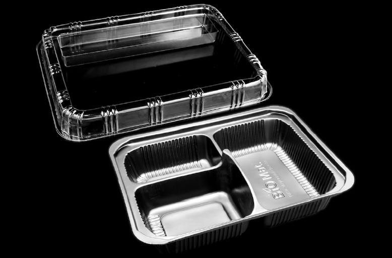 กล่องอาหาร 3 ช่องPP สีดำ 0.5 มม. +ฝาPET 0.4 มม.