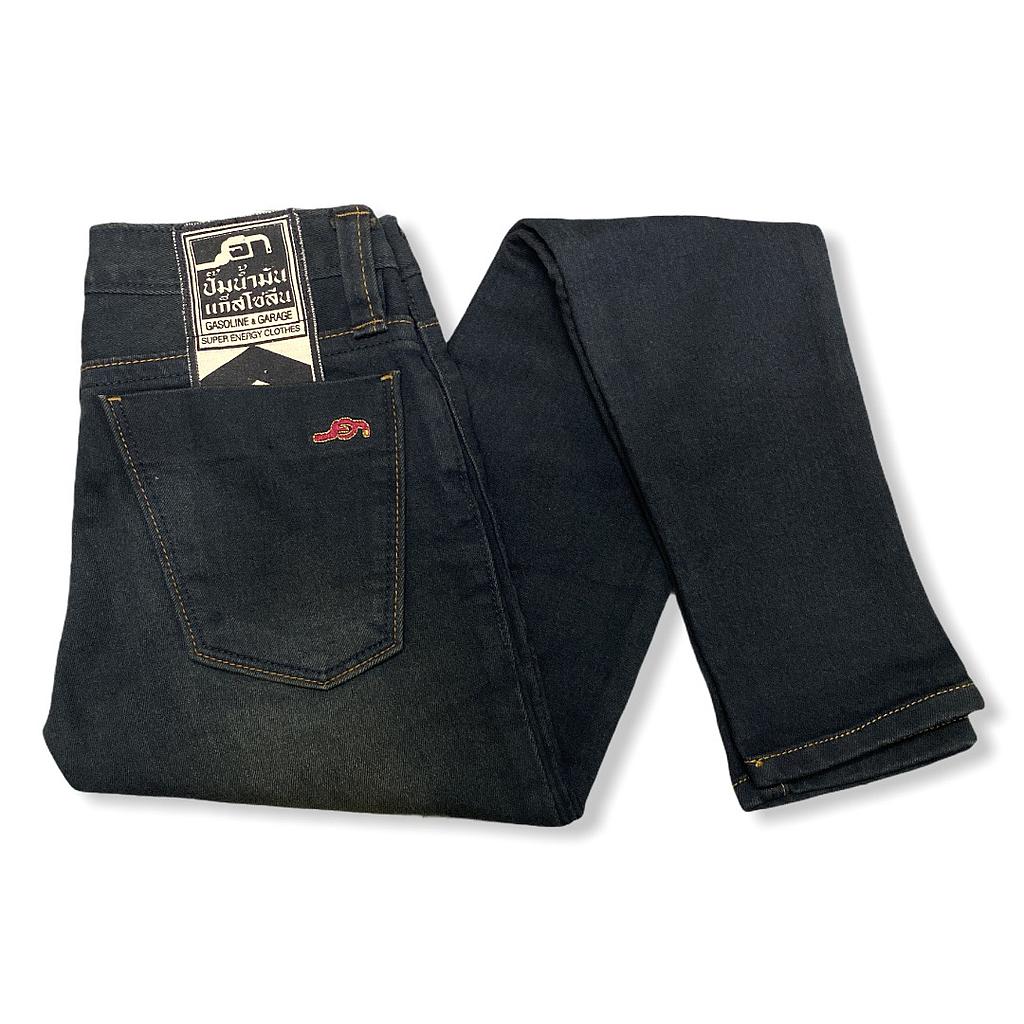 กางเกงยีนส์
Sup F กระเป๋าเรียบปักแดง (สนิม)
Size 38