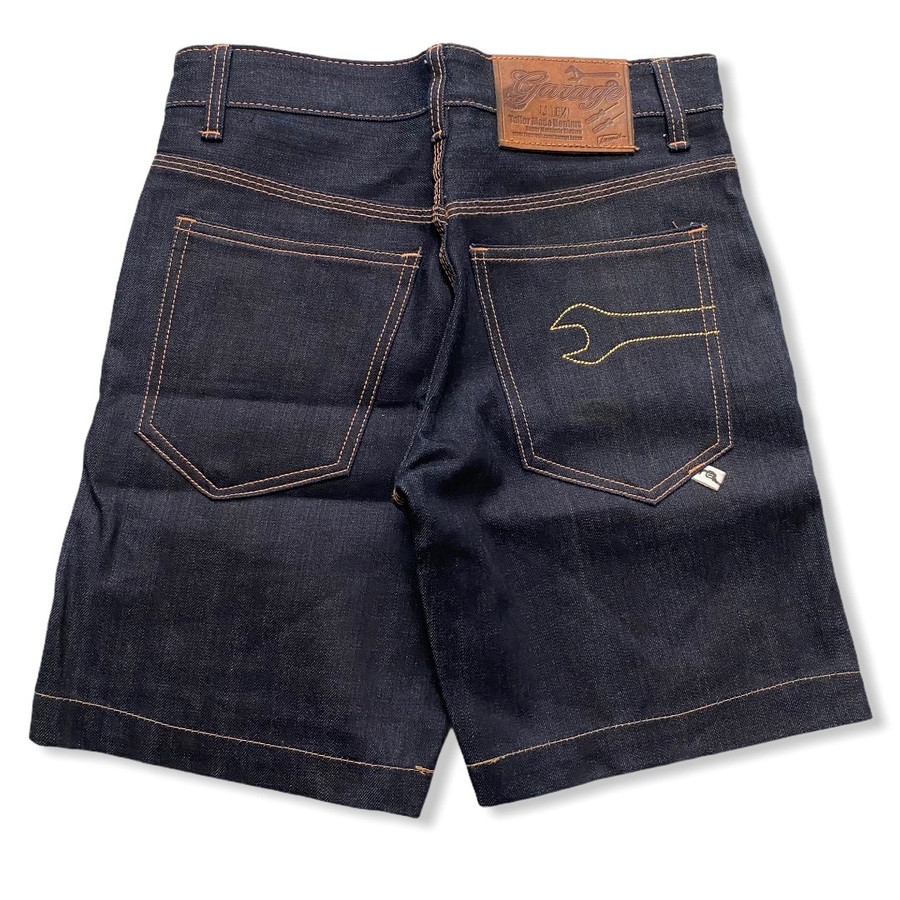กางเกงยีนส์
Short G2 ด้ายทอง (กระเป๋าเรียบ)
Size 42