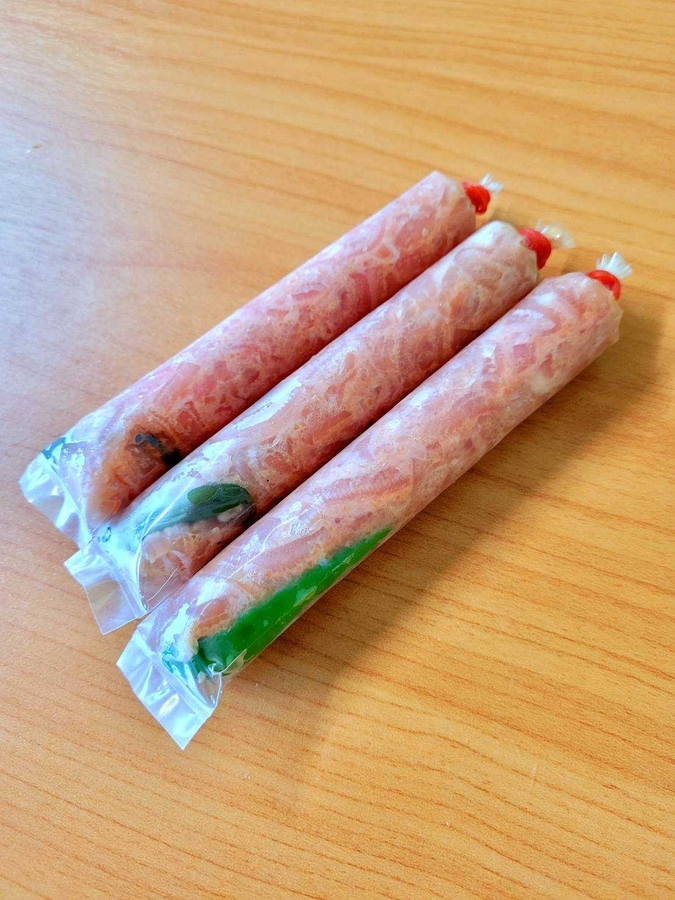 แหนมหลอดผอม
