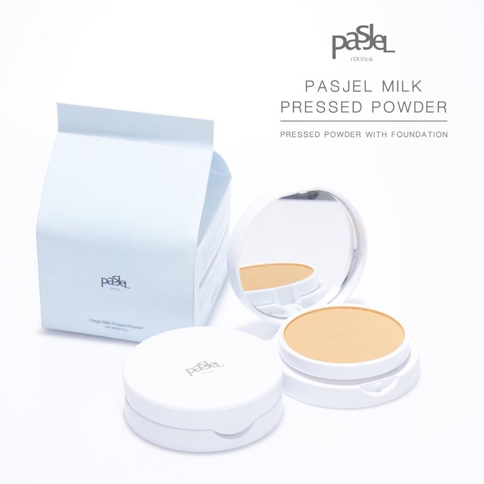 Pasjel Milk Pressed Powder 01 This ultra-weightless full-coverage foundation features an oil-free formula to let skin breathe.