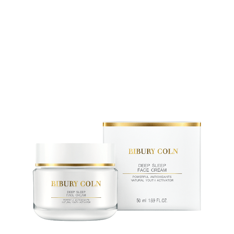 Bibury Coln-Deep Sleep Face Cream 50ml. ครีมบำรุงผิวหน้าก่อนนอน บำรุงผิวอย่างเต็มประสิทธิภาพในชั่วข้ามคืน
ฟื้นคืนชีวิตชีวาแก่ผิวให้กลับมาสวยใสใน 1 คืน เติมเต็มการบำรุง และกักเก็บความชุ่มชื้นให้ผิว
ช่วยกระชับรูขุมขน ป้องกันหน้ายับระหว่างการนอนหลับ
Advanced Liquid Crystal (ISLCETM) ซึบซาบสู่ผิวได้อย่างล้ำลึก สร้างชั้นฟิล์มบางๆ ปกป้องการสูญเสียน้ำของผิว และเพิ่มประสิทธิภาพการฟื้นฟูผิวของครีมอื่นๆ ระหว่างการนอนหลับ
RADICARE® สารสกัดแอนตี้ออกซิแดนท์จากธรรมชาติ สูตรเฉพาะของ ไบบูรี่ โคลน์ ช่วยปกป้องผิวจากริ้วรอยก่อนวัย ช่วยลดอนุมูลอิสระที่มีอยู่ในเซลล์ผิว และยับยั้งการก่อตัวของอนุมูลอิสระใหม่
กลิ่นหอมอ่อนบางเบา สกัดจากพืชพรรณธรรมชาติ 4 ชนิด (มาร์จอรัม น้ำมันกระดังงา น้ำมันไม้จันทน์ คลารีเสจ) ช่วยผ่อนคลายความตึงเครียด ทำให้หลับสบาย ช่วยให้ผิวหลับลึก ได้พักผ่อนอย่างเต็มที่เพื่อการฟื้นฟู อย่างมีประสิทธิภาพสูงสุด