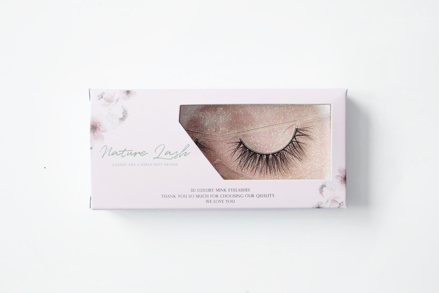 ขนตาปลอม Nature Lash รุ่น 6D-93
ผลิตจากขนมิ้งค์แท้ 100% 
