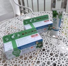 Herbal Clove Toothpaste  (60 g.)