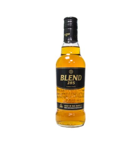 เป็น Admix ที่ได้จาการนำ Malt Whiskey ที่เก็บบ่มในถังไม้โอ๊คนานปีจากสก๊อตแลนด์