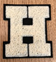ป้ายอักษรขนขาวนุ่ม H